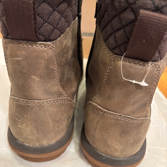 L.L. Bean Storm Chaser TEK 2.5 Waterproof Boots - Picture 6 of 7